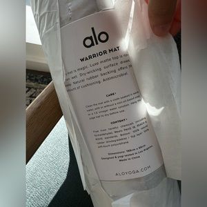 New Alo Yoga Mat